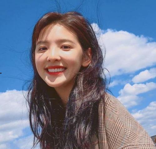 明星大爆料张婧仪视频,明星大爆料背后的真实故事  第1张